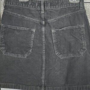 Hollister 100% cotton Olive Green Corduroy Mini Skirt Size 3